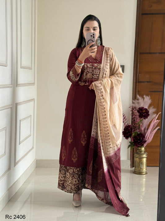Handloom Cotton kurta with beautiful katha mirror work