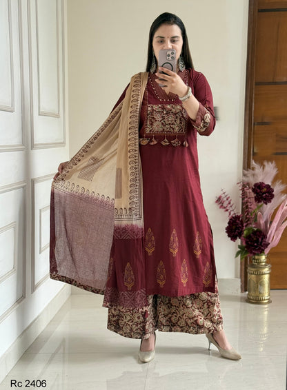 Handloom Cotton kurta with beautiful katha mirror work